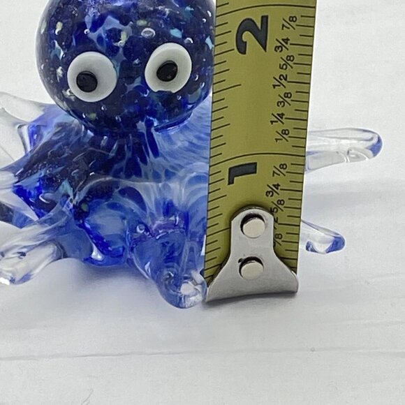 Dynasty Gallery Blue Art‎ Glass Octopus Glow in the Dark Paperweight Figurine - Picture 9 of 11